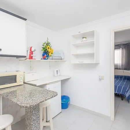 Lightbooking Lola Playa De Apartamento